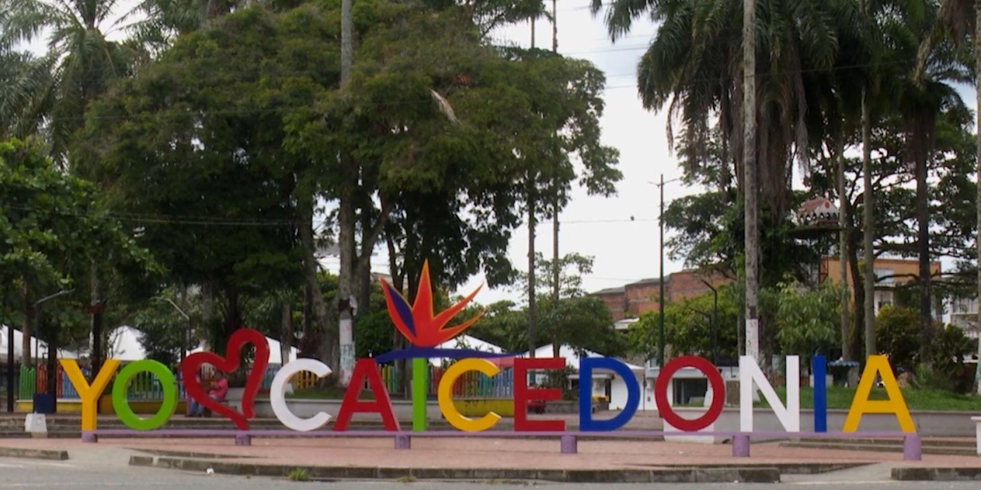 MEDIO AMBIENTE Y CAMBIOS CULTURALES EN LA HISTORIA EXTENSA DE CAICEDONIA