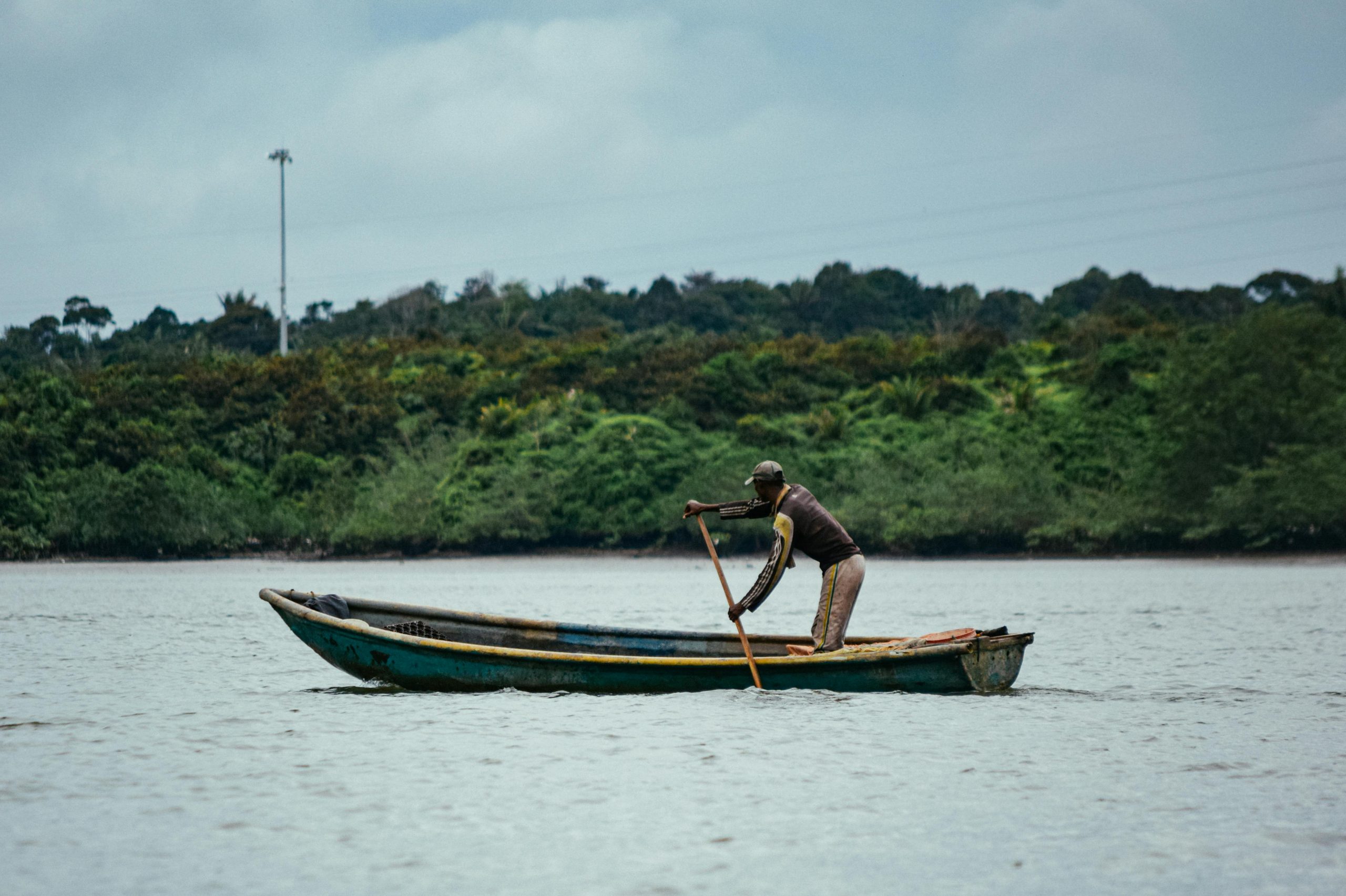 SIMÓN “EL BOBITO”, EL PUERTO DE BUENAVENTURA Y EL RÍO DAGUA