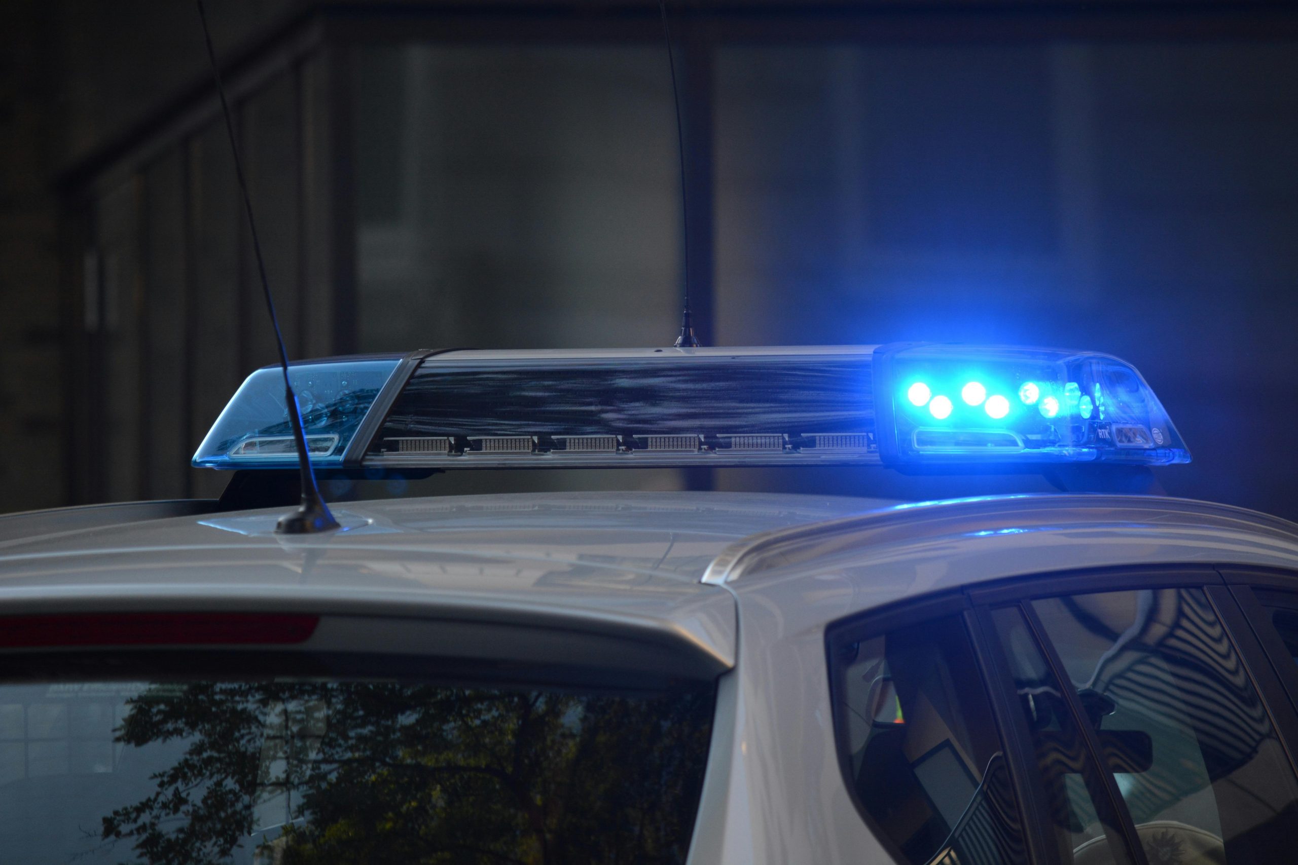 SER POLICÍA ES TENER EL CUERO DURO